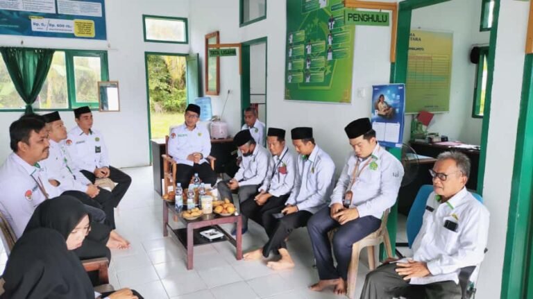 Tingkatkan Tertib Administrasi, Kemenag Pasangkayu Gelar Supervisi Nikah Rujuk