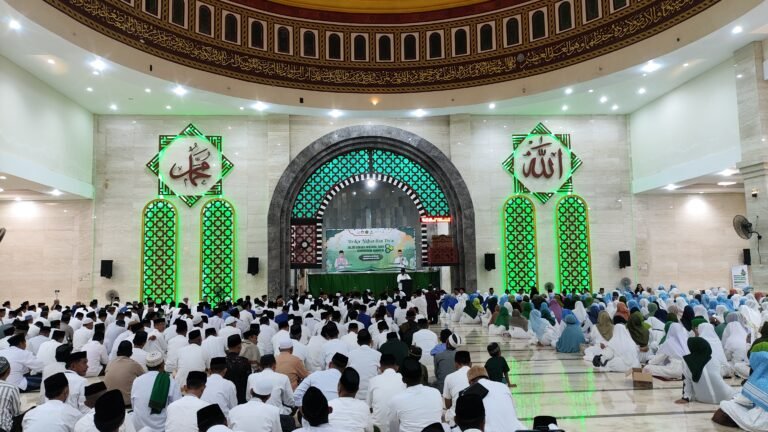 Ribuan ASN Kemenag Ikuti Dzikir Akbar HAB Kemenag RI Tingkat Prov. Sulbar di Pasangkayu