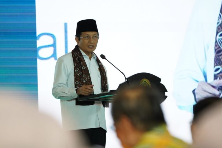 Isra Mikraj 1447 H, Menag Ajak Umat Peduli Alam dan Sosial lewat Nilai Salat