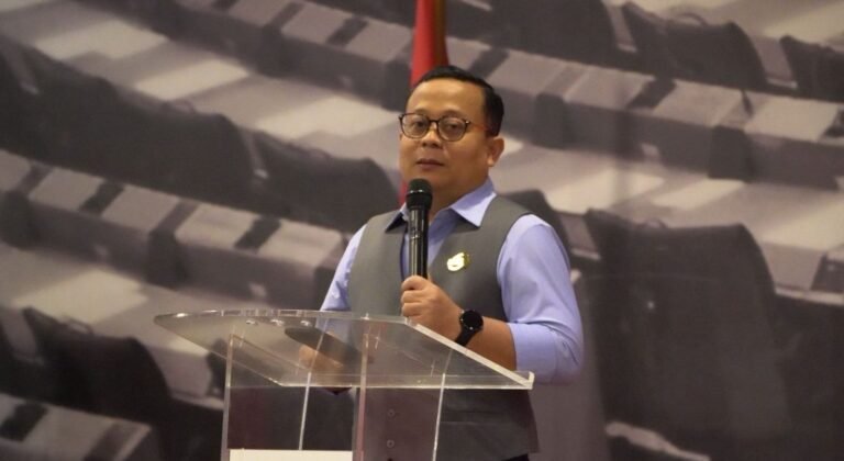 Kemenag: Menag Ajak Umat Islam Lampaui Standar Minimal Zakat, Perkuat Infak dan Sedekah