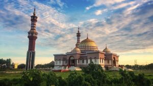 Jumlah penduduk menurut agama di Pasangkayu