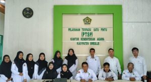 Kemenag Simeulue mendapatkan penghargaan